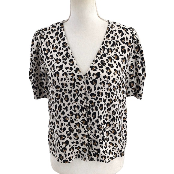 Saltwater Luxe Womens Size Small Short Sleeve Mora Blouse Animal Print - Picture 2 of 11